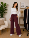 Calça Pantalona Feminina em Tecido Duna com Amarração e Bolsos